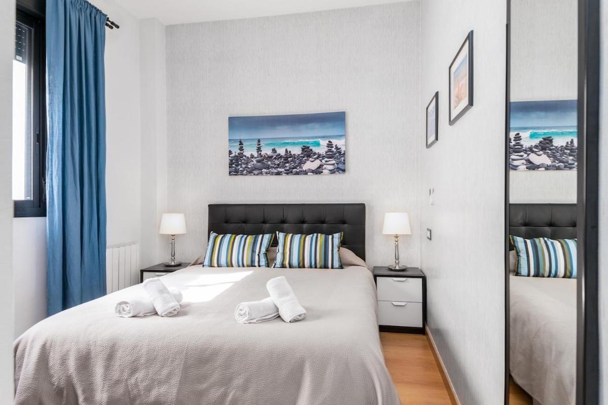 -Malagasunapts- Modern Citycentre Pool&Parking Екстер'єр фото